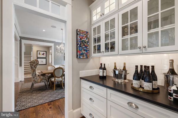 Chandelier, Dining room, Interior, Recessed Lighting, Wood Texture Flooring