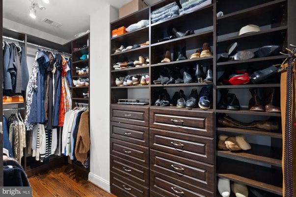 Interior, Walk-in Closets, Wood Texture Flooring