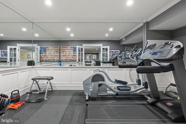 Fitness Equipment, Interior, Recessed Lighting