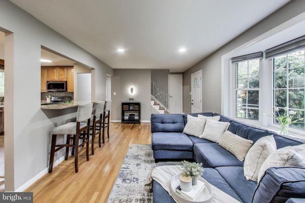 Interior, Kitchen, Living room, Recessed Lighting, Wood Texture Flooring