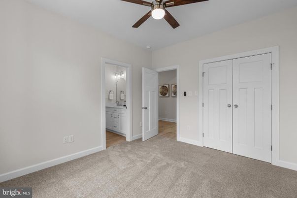 Bathroom, Empty room, Interior