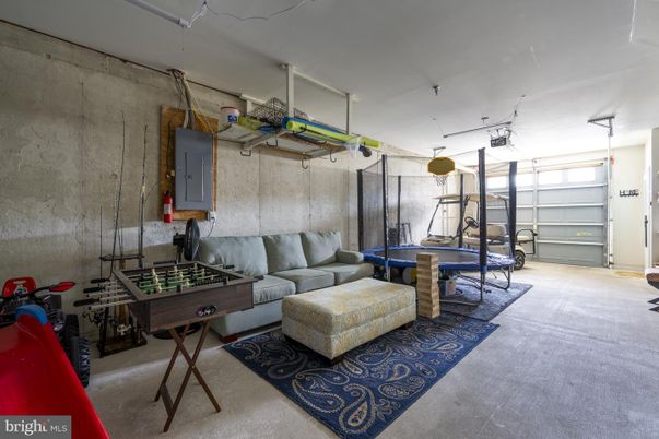Game Room, Garage, Interior