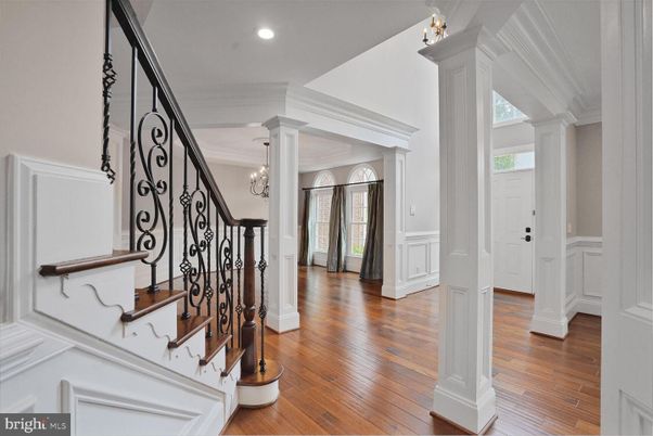 Chandelier, Interior, Recessed Lighting, Wood Texture Flooring