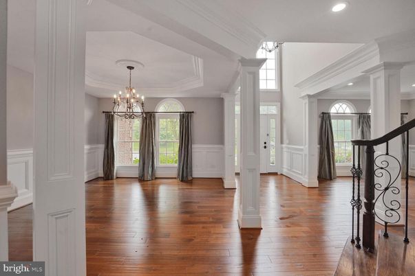 Chandelier, Interior, Recessed Lighting, Wood Texture Flooring