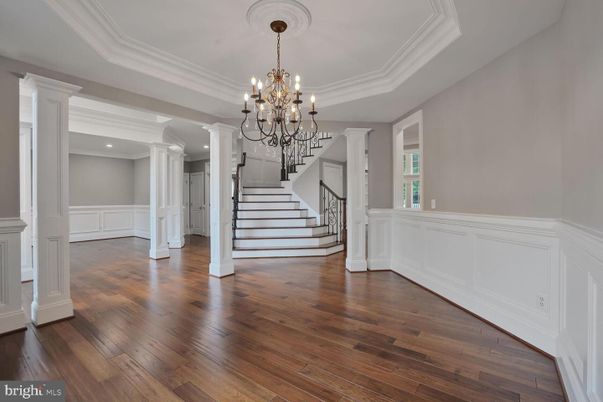 Chandelier, Interior, Recessed Lighting, Wood Texture Flooring