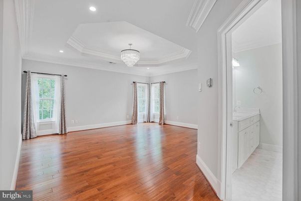 Chandelier, Empty room, Interior, Recessed Lighting, Wood Texture Flooring