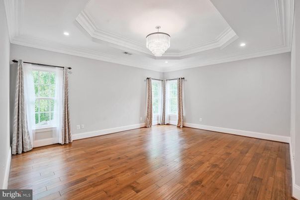 Chandelier, Empty room, Interior, Recessed Lighting, Wood Texture Flooring