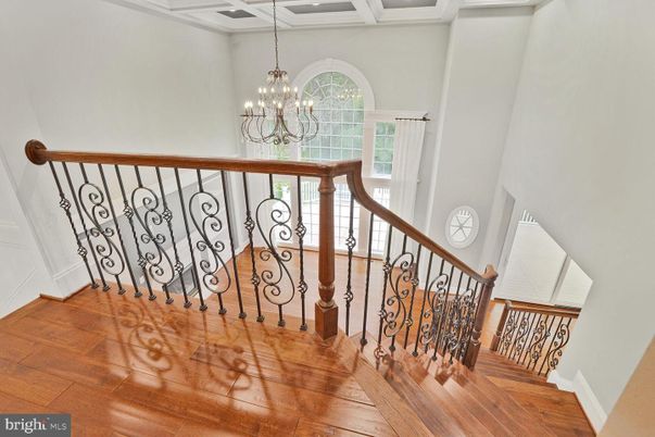 Chandelier, Interior, Wood Texture Flooring