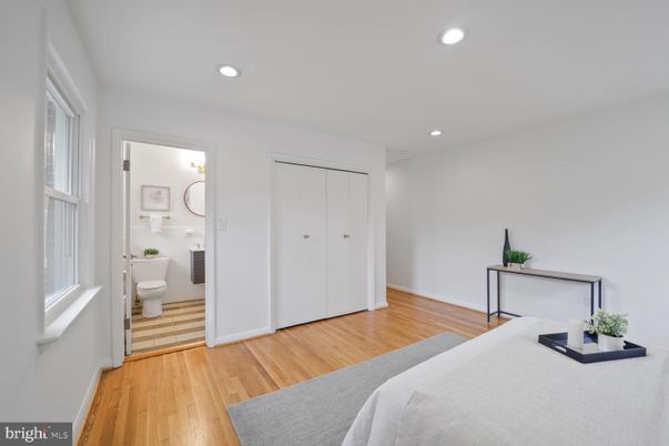 Bathroom, Bedroom, Interior, Recessed Lighting, Wood Texture Flooring