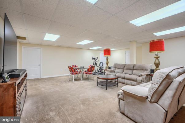 Dining room, Interior, Living room, Recessed Lighting