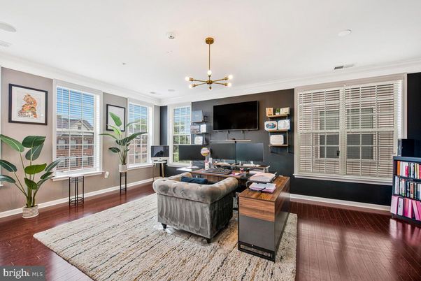 Home Office, Interior, Pendant Lights, Recessed Lighting, Wood Texture Flooring