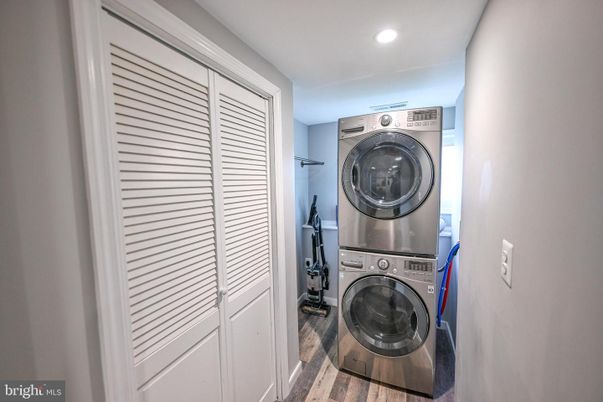 Interior, Recessed Lighting, Utility Closets, Washer, Wood Texture Flooring