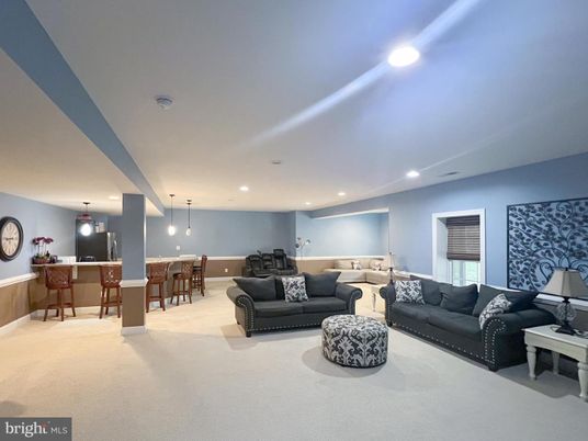 Dining room, Interior, Living room, Pendant Lights, Recessed Lighting