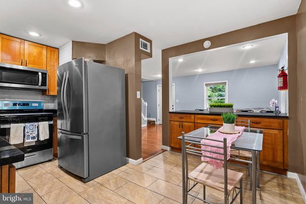 Dining room, Interior, Kitchen, Recessed Lighting