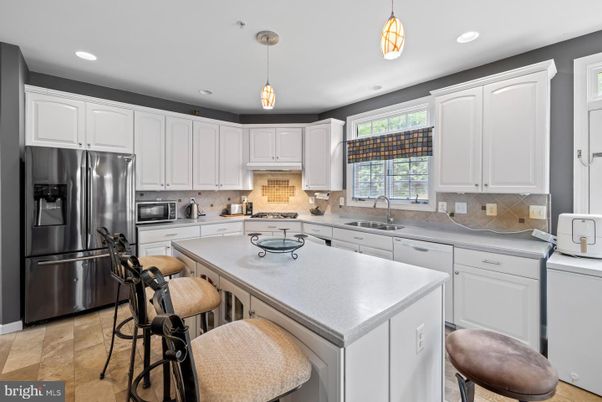Interior, Kitchen, Pendant Lights, Recessed Lighting