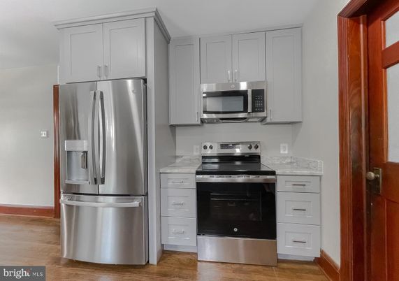 Interior, Kitchen, Stainless Steel Appliances, Wood Texture Flooring