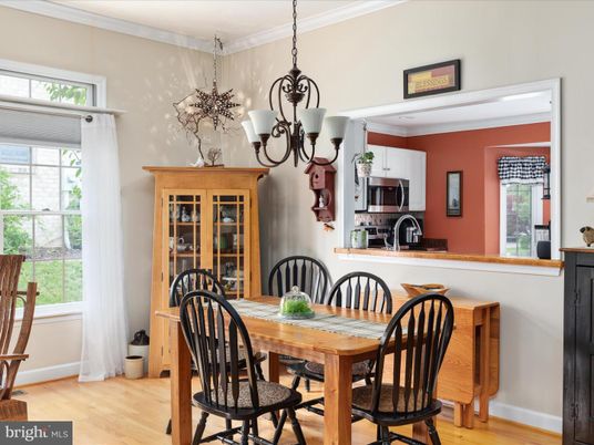 Dining room, Fireplace, Interior, Pendant Lights, Wood Texture Flooring