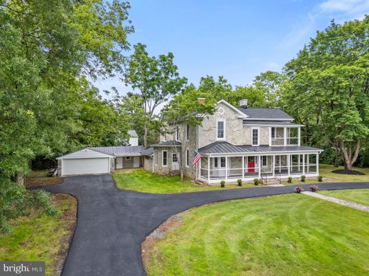 Attached, Backyard, Exterior, Facade, French Provincial