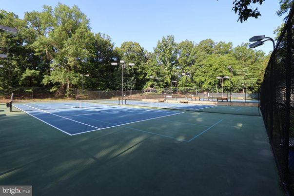 Exterior, Tennis Courts