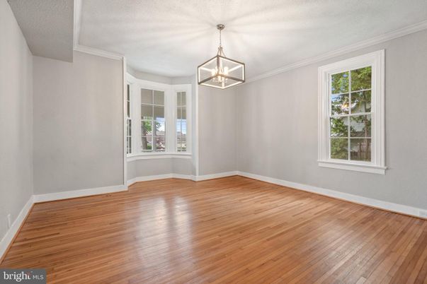 Empty room, Interior, Pendant Lights, Wood Texture Flooring