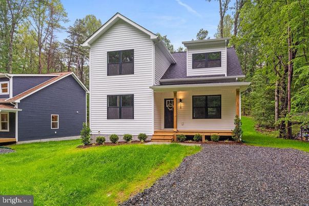 Exterior, Facade, Farmhouse