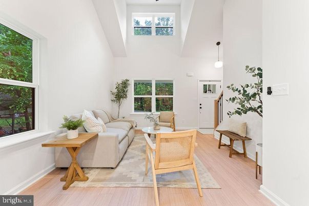 Interior, Living room, Pendant Lights, Wood Texture Flooring