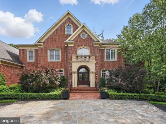 Exterior, Facade, Brick Facade, Brick Traditional