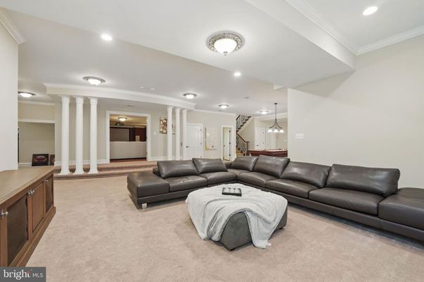 Interior, Living room, Pendant Lights, Recessed Lighting