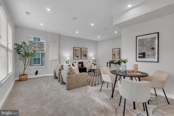 Dining room, Interior, Living room, Recessed Lighting
