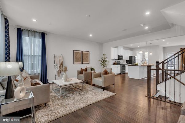 Interior, Kitchen, Living room, Pendant Lights, Recessed Lighting, Stainless Steel Appliances, Wood Texture Flooring