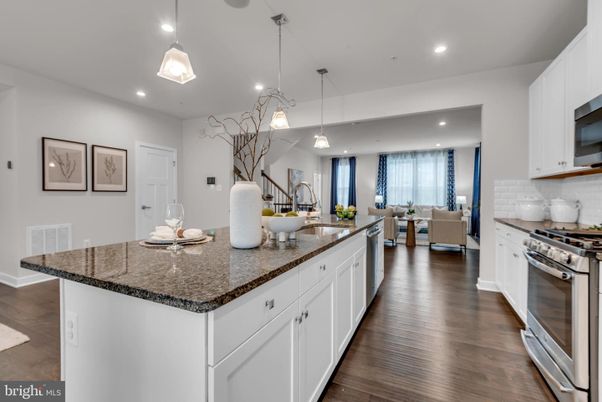 Dining room, Interior, Kitchen, Living room, Pendant Lights, Recessed Lighting, Stainless Steel Appliances, Wood Texture Flooring