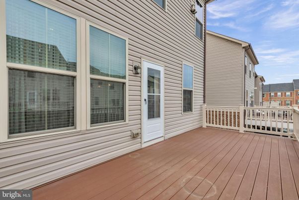 Exterior, Wood Texture Flooring