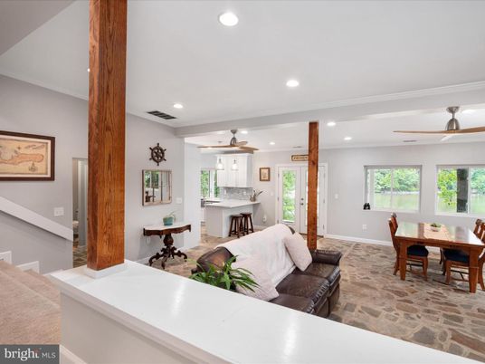 Dining room, Interior, Living room, Recessed Lighting