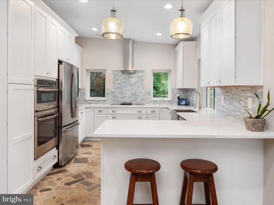 Interior, Kitchen, Pendant Lights, Recessed Lighting, Stainless Steel Appliances