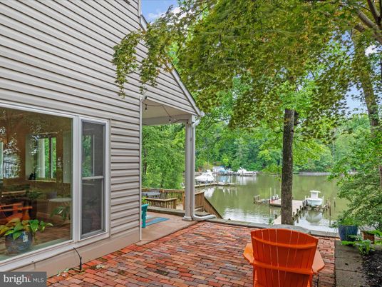 Exterior, Water