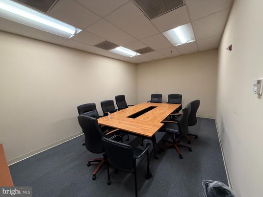 Dining room, Interior, Recessed Lighting