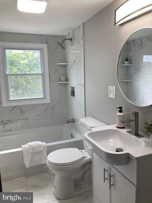 Bathroom, Interior, Marble, Marble Walls