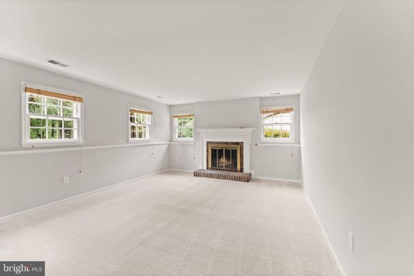 Empty room, Fireplace, Interior