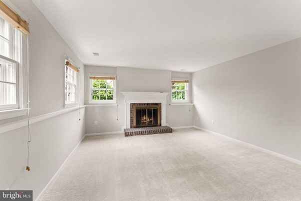 Empty room, Fireplace, Interior