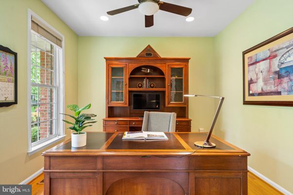 Home Office, Interior, Recessed Lighting, Wood Texture Flooring