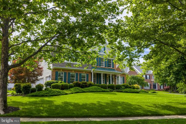 Backyard, Exterior, Facade, Brick Facade, Georgian