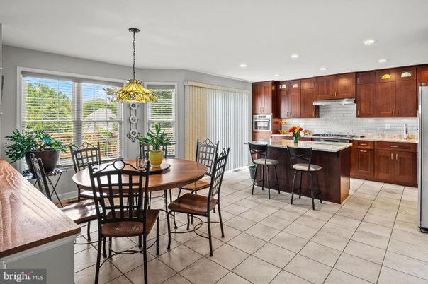 Dining room, Interior, Kitchen, Pendant Lights, Recessed Lighting