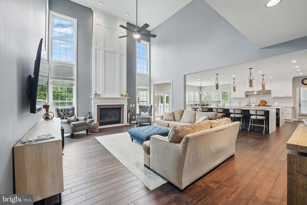 Fireplace, Interior, Kitchen, Living room, Pendant Lights, Recessed Lighting, Wood Texture Flooring