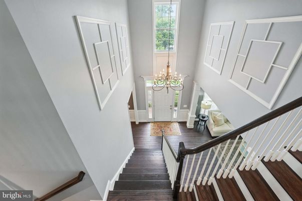Chandelier, Interior, Wood Texture Flooring