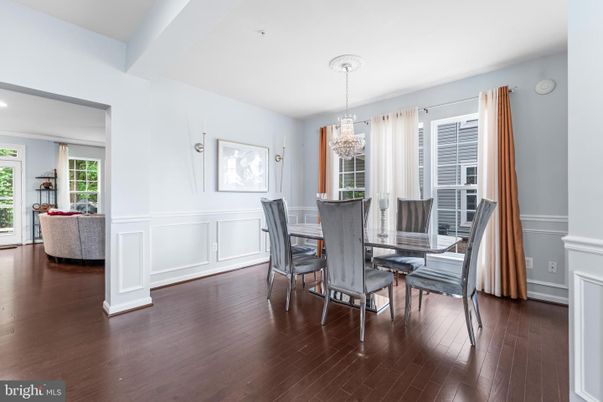 Chandelier, Dining room, Interior, Recessed Lighting, Wood Texture Flooring