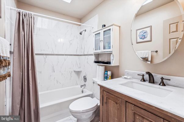 Bathroom, Interior, Marble Walls