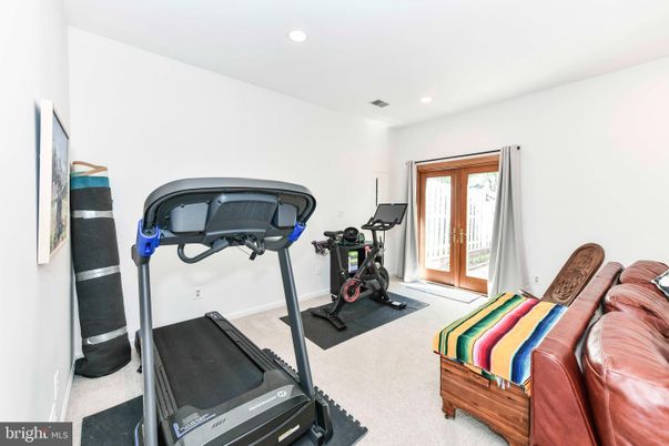 Fitness Equipment, Interior, Recessed Lighting