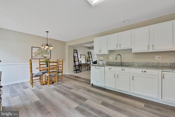 Dining room, Interior, Kitchen, Pendant Lights, Wood Texture Flooring