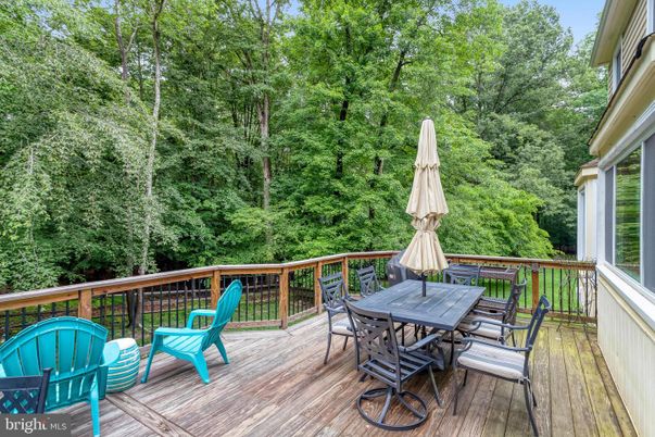 Exterior, Wood Texture Flooring