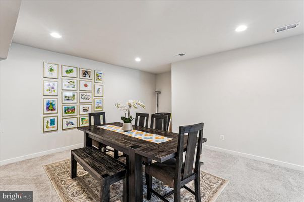Dining room, Interior, Recessed Lighting